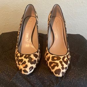 Essex Lane, size 8, leopard print heels